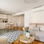 Principe Real Hideaway By Praca Flores By Nestatlisbon شقة