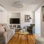 Lejlighed Principe Real Hideaway By Praca Das Flores By Nestatlisbon *