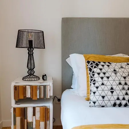 아파트 Principe Real Hideaway By Praca Flores By Nestatlisbon *
