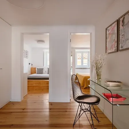 Principe Real Hideaway By Praca Flores By Nestatlisbon 리스본